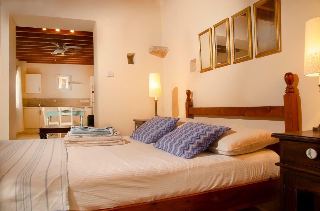 Dolphin Guest House And Studios 토치니 외부 사진
